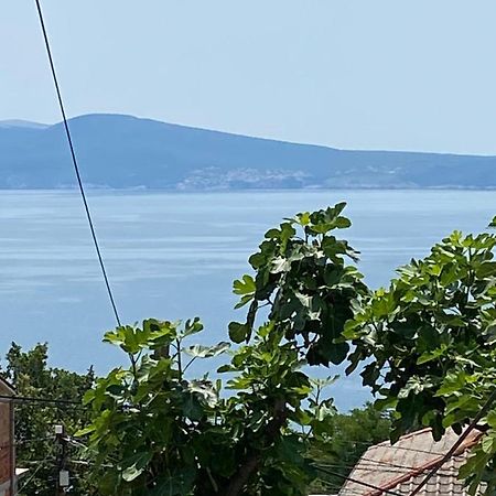 Modern Couples Coastal Getaway Mm Lejlighed Crikvenica Eksteriør billede